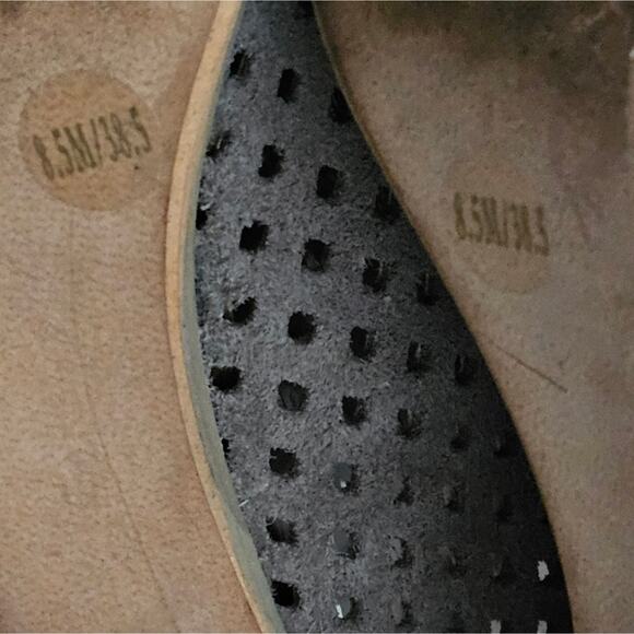 Lucky brand Tan Perforated Suede Ankle Booties Women's Size‎ 8.5 - Picture 8 of 8